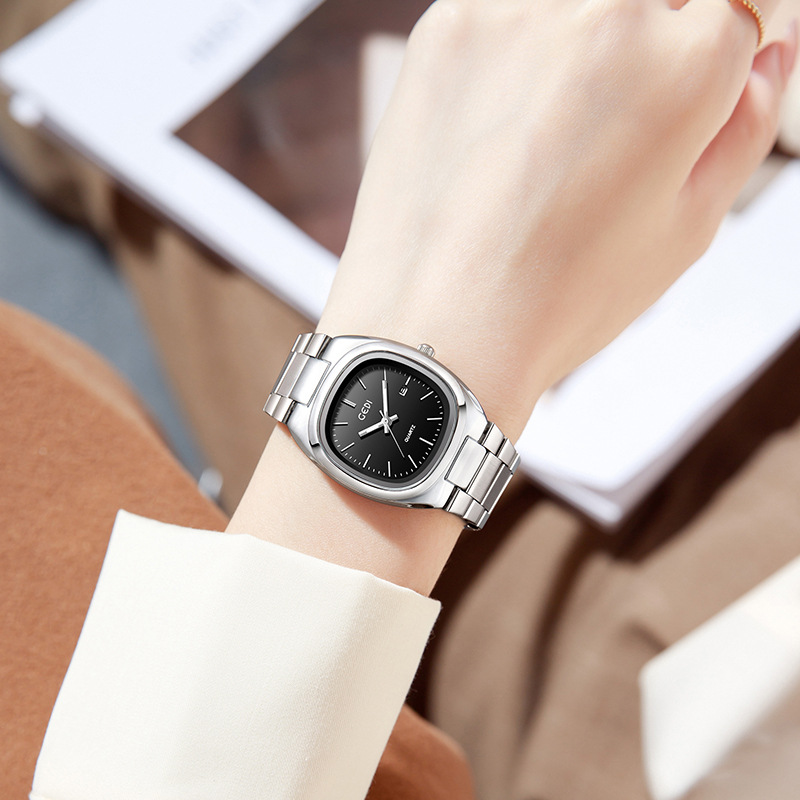 UTHAI CQ361 ファッションレディースウォッチ、ソリ - Luxury Watch For Women のレビューと価格