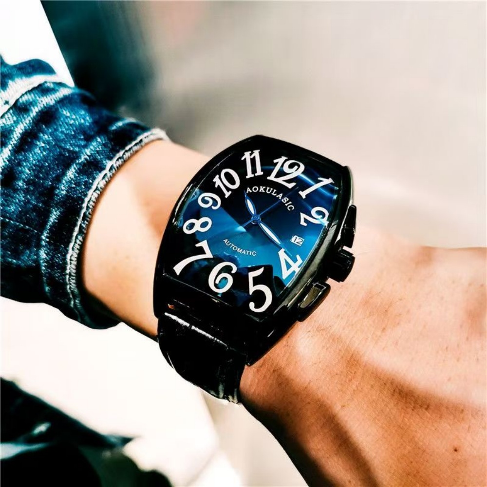 新型高級メンズ機械式腕時計、樽型ケース、中空レザーストラップ - Luxury Watch Values のレビューと価格