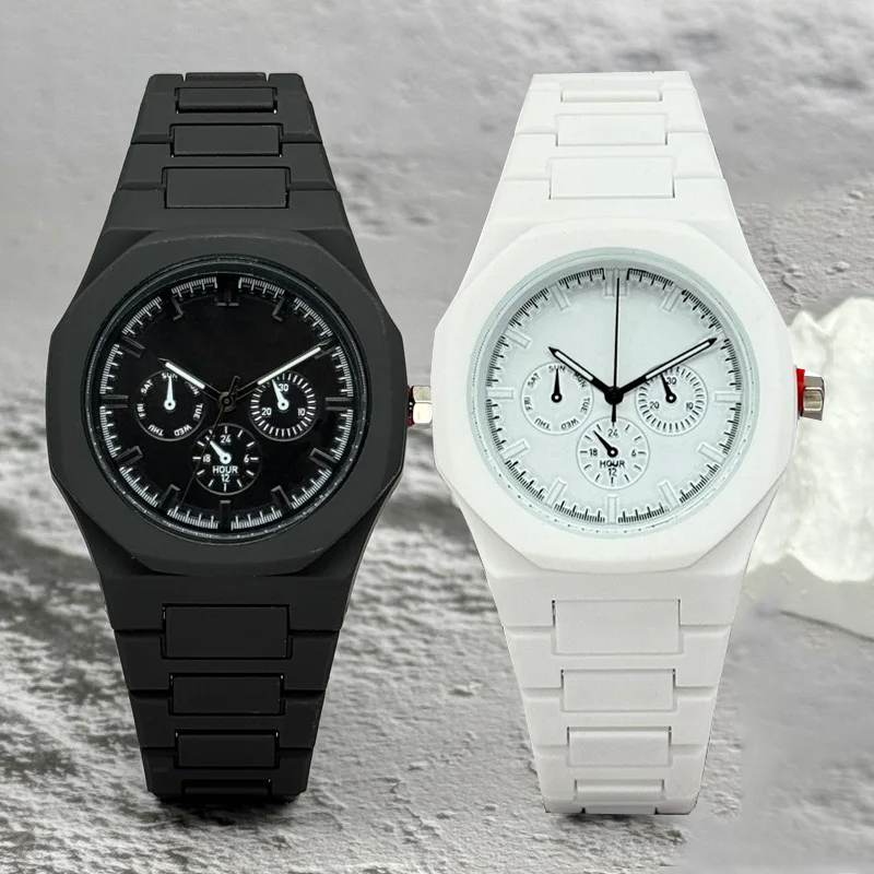 有名なブランド偽三目ダイヤル男性女性腕時計ファッションクォー - Luxury Watch Market のレビューと価格